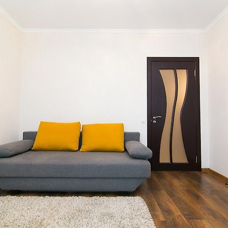Vip Apartment On Ilinska Суми Екстер'єр фото