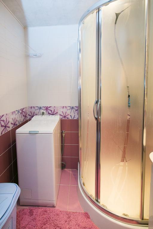 Vip Apartment On Ilinska Суми Екстер'єр фото